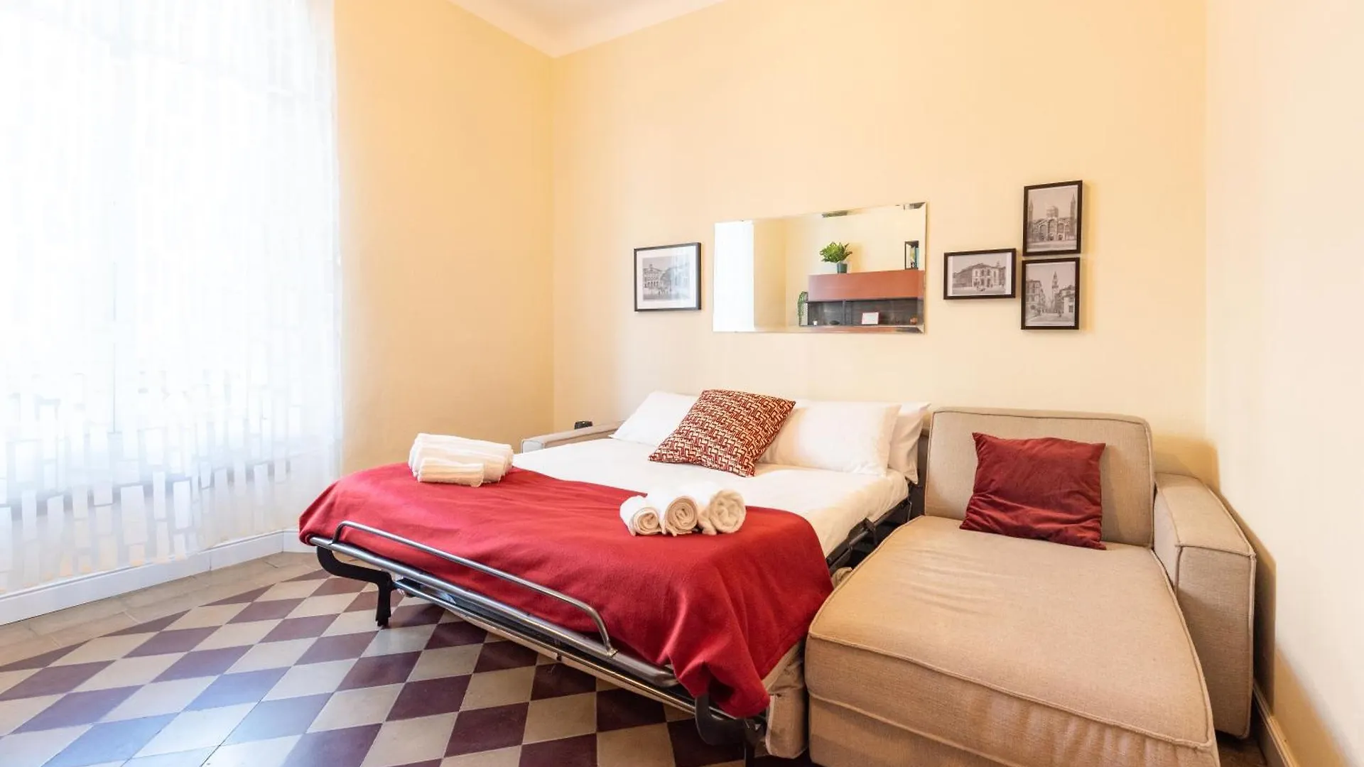 10' Duomo & Central Station Large Apartment Milan