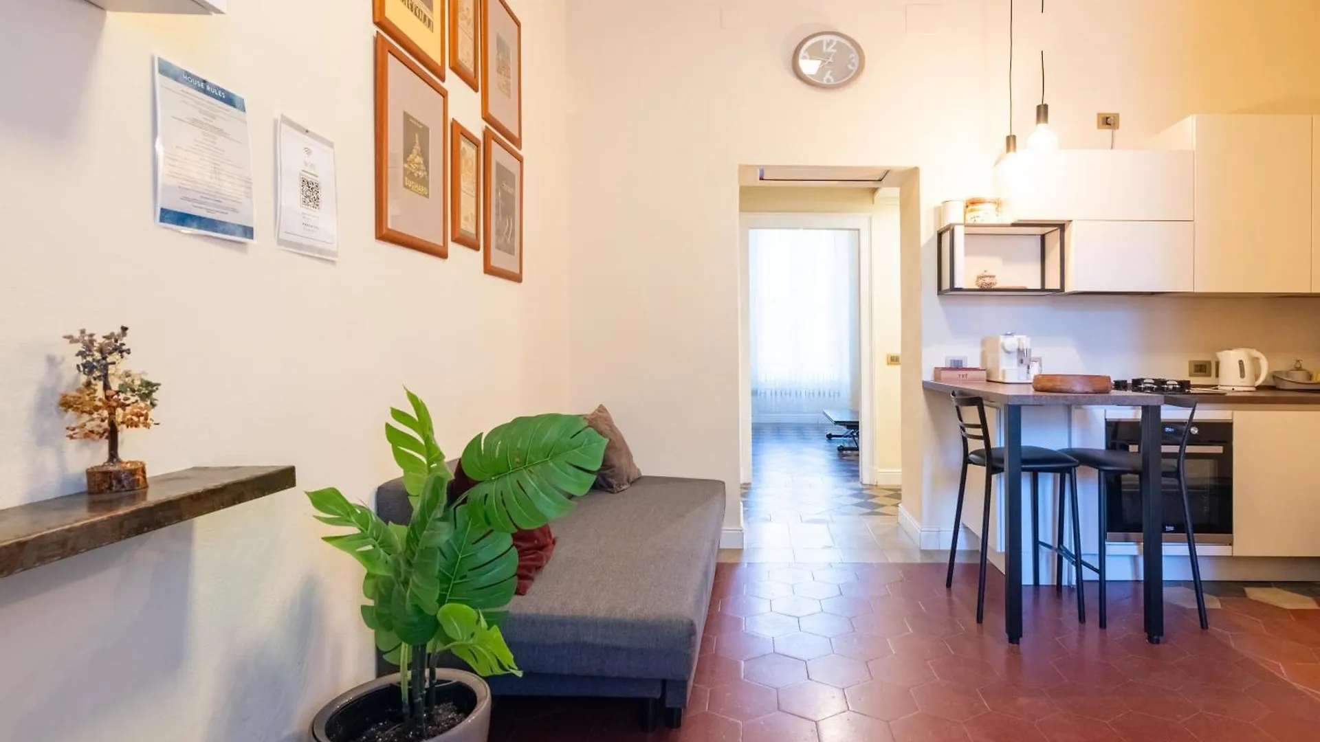 10' Duomo & Central Station Large Apartment Milan Italy